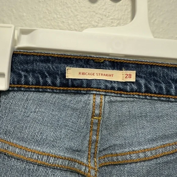 Levi’s Ribcage Straight Dark Wash Jeans Size 28 - Picture 4 of 11